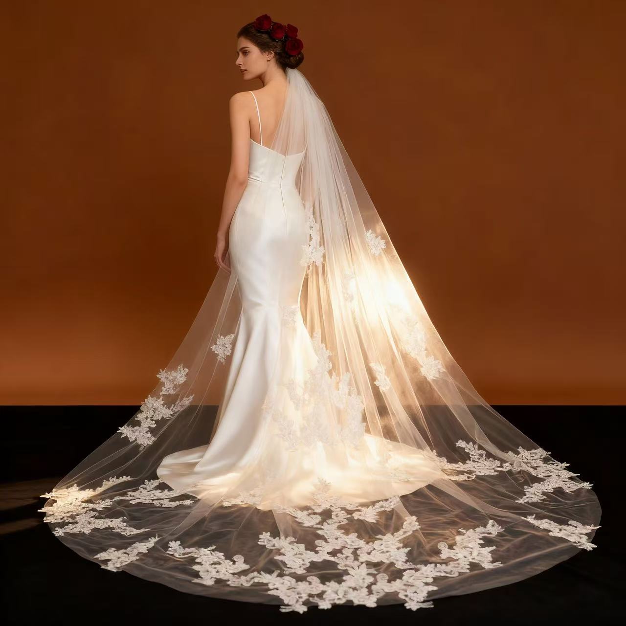 Veil&Vow Elegant Cathedral Bridal Veil - Handcrafted Lace Applique Tulle Wedding Veil (Luxury High-End)