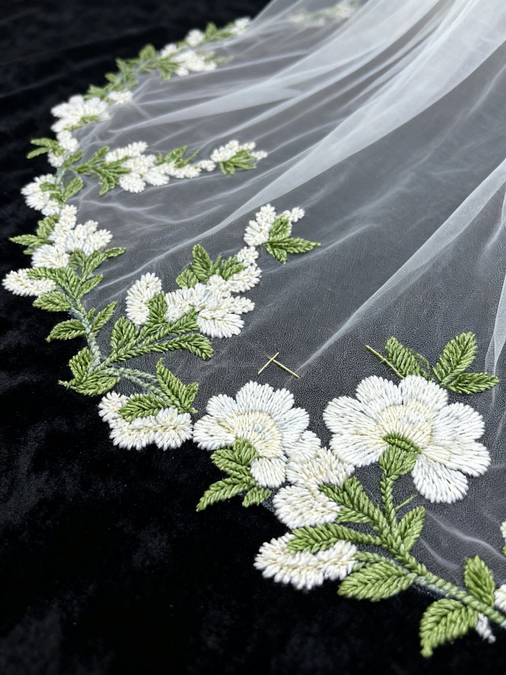 Veil&Vow Luxury Cathedral Length Bridal Veil -  Green Leaf Embroidery