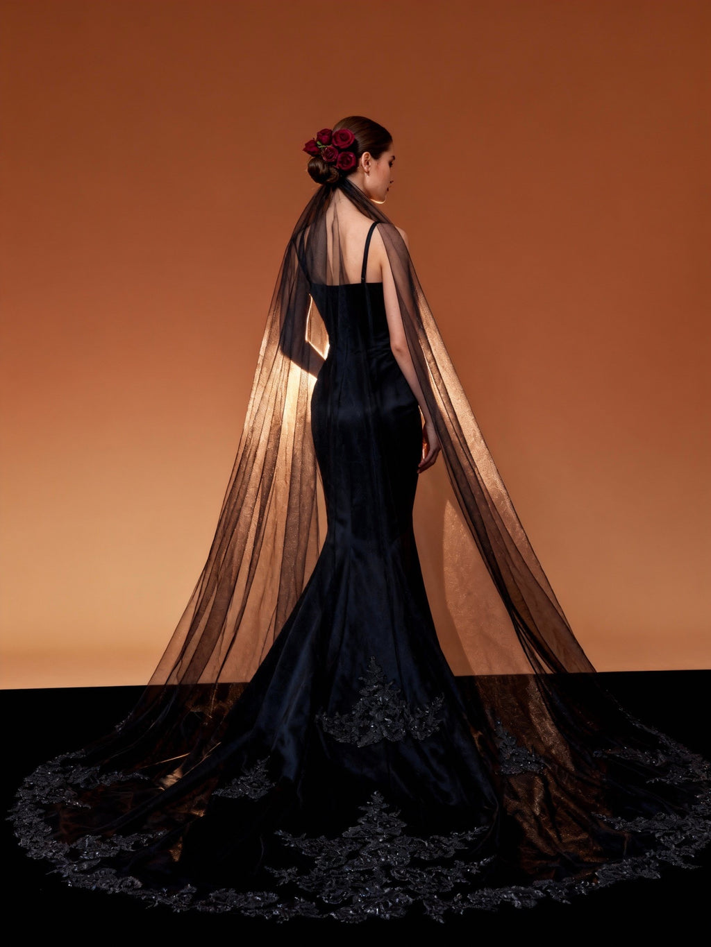 Veil&Vow Black Cathedral Wedding Veil with Lace Appliqué - Luxury Sheer Tulle Bridal Veil for Bride